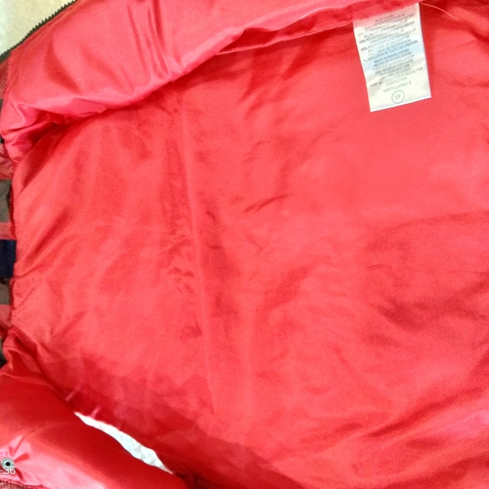 U.S. POLO ASSN red black buffalo plaid winter puffer vest zip and button Size 3T - Picture 4 of 5